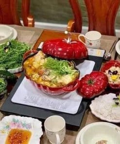 Nồi gang đúc hình quả cà chua 25cm 2.9L Staub 11712506