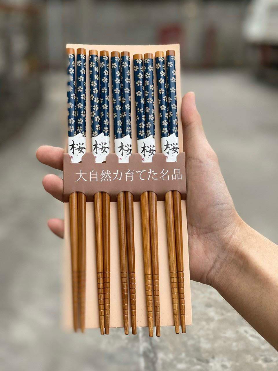 Set 5 đôi đũa Sakura Nhật Bản hoa xanh - Ảnh 4