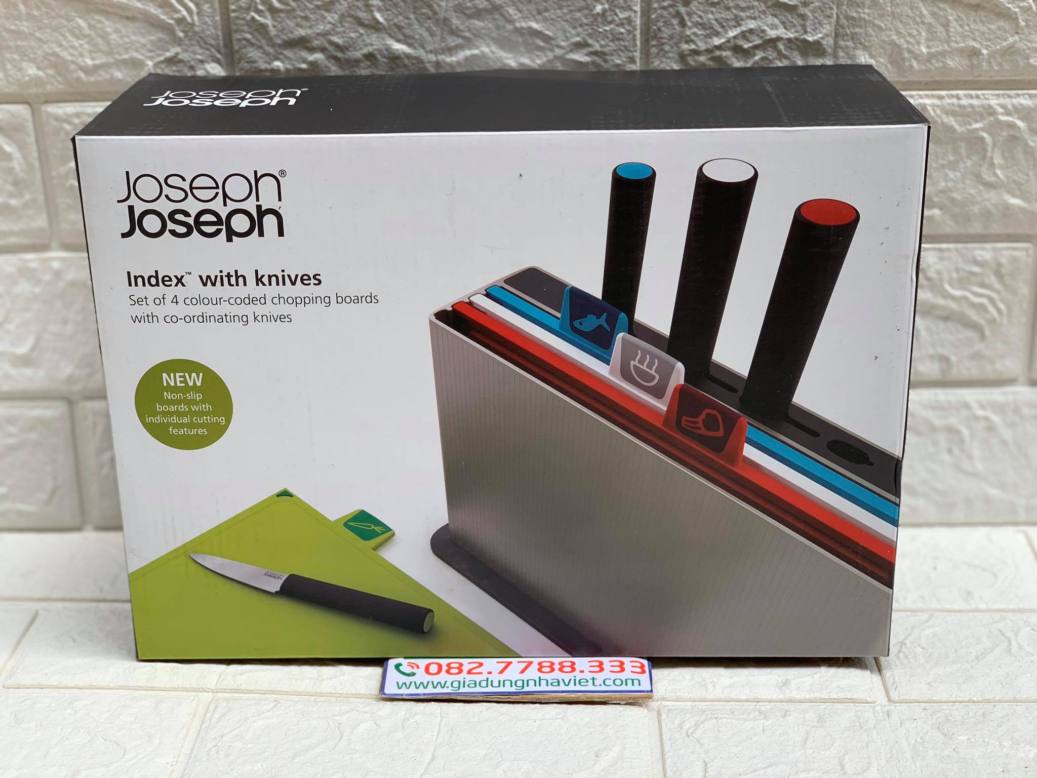Bộ thớt, dao, hộp đựng Joseph Joseph 60096 - Ảnh 9